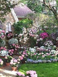 50 stunning cottage style garden ideas