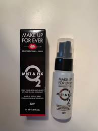 spray fixateur de maquillage
