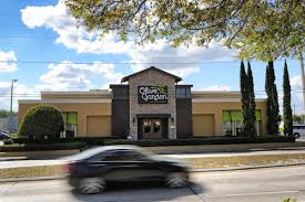 To access the details of the store (locations, store hours, website and current deals) click on the location or the store name. Darden Restaurants Reduces Corporate Staff Orlando Sentinel