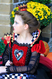 queen of hearts halloween hairstyles