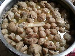 Ikuti resep dari fatma bahalwan dari natural cooking club. Cara Membuat Kuah Bakso Spesial Sapi Ayam Dan Ikan Yang Sedap Dan Mudah Merdeka Com