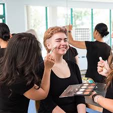 makeup artist diploma canadian beauty