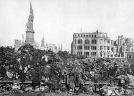 Over two days and nights in february 1945, american and british bombers dropped 2,400 tons of high explosives and 1,500 tons of incendiary bombs on the german city of dresden. Remembering Dresden 70 Years After The Firebombing The Atlantic