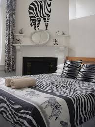 more ideas on using the zebra print for