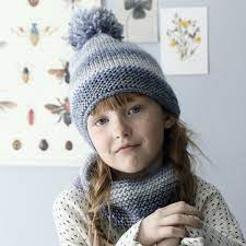 Comment faire un bonnet enfant et son snood en jersey et point mousse ? :  Femme Actuelle Le MAG