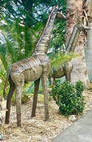 Metal Giraffe Garden Artwork