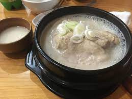 新大久保のサムゲタン専門店「高麗参鶏湯」 - うれしいブログ
