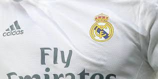 Die solidarität ist im wappen von real madrid sehr präsent. Real Madrid Entfernt Kreuz Vom Wappen Kolner Stadt Anzeiger