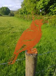 Rusty Metal Jay Bird Fence Post Topper