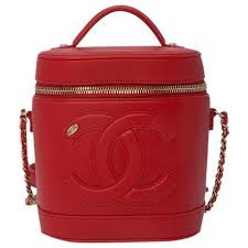 vanity leather handbag chanel red in