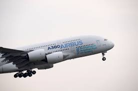 can the airbus a380 fly on one engine
