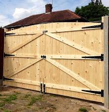 Wooden Driveway Gates 6ft High 7ft