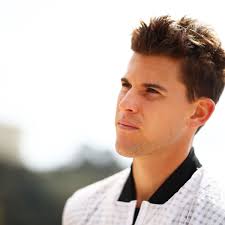 Dominic thiem survived a command performance from nick kyrgios, coming back from two sets down to win an australian open epic. Let S Dance Star Lili Paul Roncalli Frisch Verliebt In Dominic Thiem Bunte De