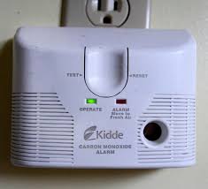 This type of co detector is portable and plugs into any standard outlet. Winnipeg Apartment Block Evacuated In Early Morning Carbon Monoxide Incident Winnipeg Globalnews Ca