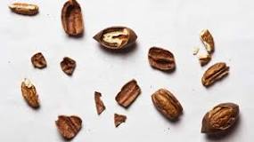 What nuts are keto?
