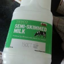 calories in tesco skimmed milk