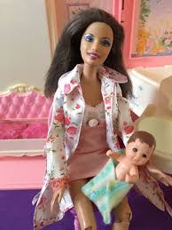 Barbie necesita tu asesoría en estilo para asistir a una ceremonia de premios de hollywood. Milanuncios Barbie Bebe Juegos Barbie Bebe Venta De Juegos De Segunda Mano Barbie Bebe Juegos De Ocasion A Los Mejores Precios