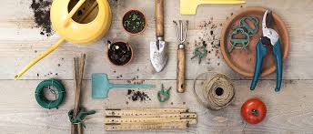10 Gardening Tools Essential For Every