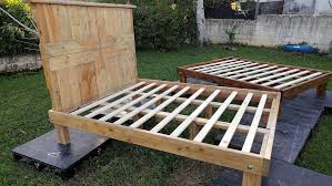 Recycled Pallets Queen Bed Frames