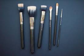 mac brushes a few of my faves the