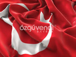 Türk bayrağındaki al renk, şehitlerimizin kanını, hilal ve yıldız bağımsızlığımız sembollerindendir. Turk Bayragi Turk Bayragi Fiyatlari
