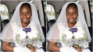 wear makeup on her wedding day