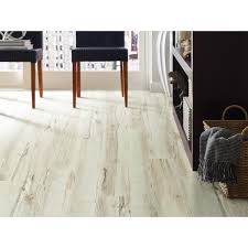 luxury vinyl plank flooring