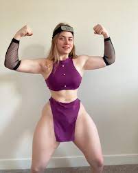 MuscleMommyCosplays (🍑Linnea) on X: 