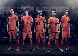 Shop affordable wall art to hang in dorms, bedrooms, offices, or anywhere blank walls aren't welcome. Netherlands National Football Team Wallpapers Wallpaper Cave