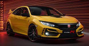 Honda civic front and rear seats trims are available in a combination of black, grey and ivory fabric. 2020 Honda Civic Type R Limited Edition Revealed 47 Kg Lighter Limited Units New Sport Line Joins Range Paultan Org