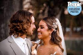 Country Music's Alexandra Kay Weds Indiana Touchette In Romantic Wooded  Ceremony In Southern Illinois - 117 Entertainment Group