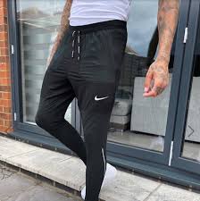 Our cotton jogging bottoms combine comfort, quality and designer street style in equal. Joggers For Men 15 Best Men S Jogging And Tracksuit Bottoms