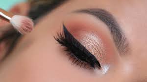why your eyeshadow looks bad and how to