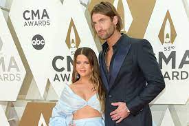 Morris leads 2019 cma award nominations with six, including female vocalist of the year. Maren Morris Ryan Hurd Can Attest To The Power Of Baby Luck