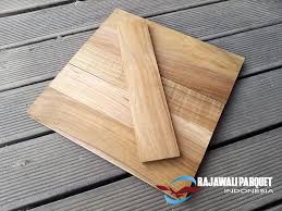 Flooring kayu jati lebih dominan digunakan pada lantai rumah, lantai kantor, lantai hotel, lantai jenis produk : Harga Parket Kayu Jati All Ukuran Untuk Indoor Rajawali Parquet