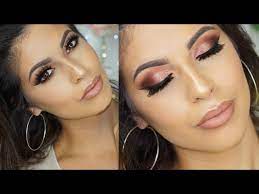 dramatic cranberry smokey eyes makeup