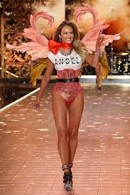 pics see candice swanepoel the
