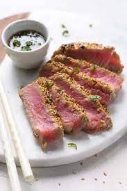 seared ahi tuna with sesame crust