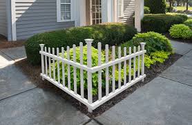 13 Picket Fence Ideas For A Charming