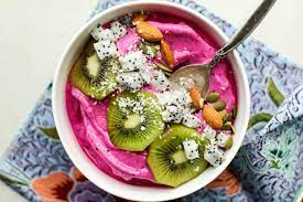 dragon fruit smoothie bowls pitaya