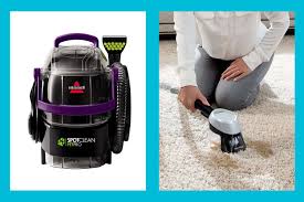 the bissell carpet cleaner is on