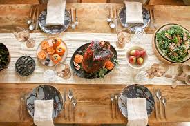 a simple thanksgiving table setting you