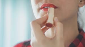 why does lipstick taste bad bellatory