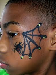 spider web face painting benim