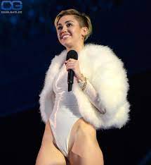 Miley Cyrus nude, pictures, photos, Playboy, naked, topless, fappening