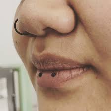 horizontal lip piercing 30 ideas