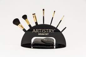the counter display for makeup brushes