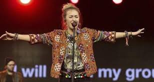 Christian Singer Lauren Daigle Disrupts Secular Music Chart