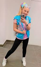 Her mother is jessalynn siwa. Pin By Eva Maria On Jojo Siwa Jojo Siwa Jojo Siwa Outfits Jojo