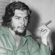 This photograph, taken by alberto korda, would later become the iconic image of che guevara that, today, is known around the world. Ernesto Che Guevara ç…§ç‰‡ Facebook